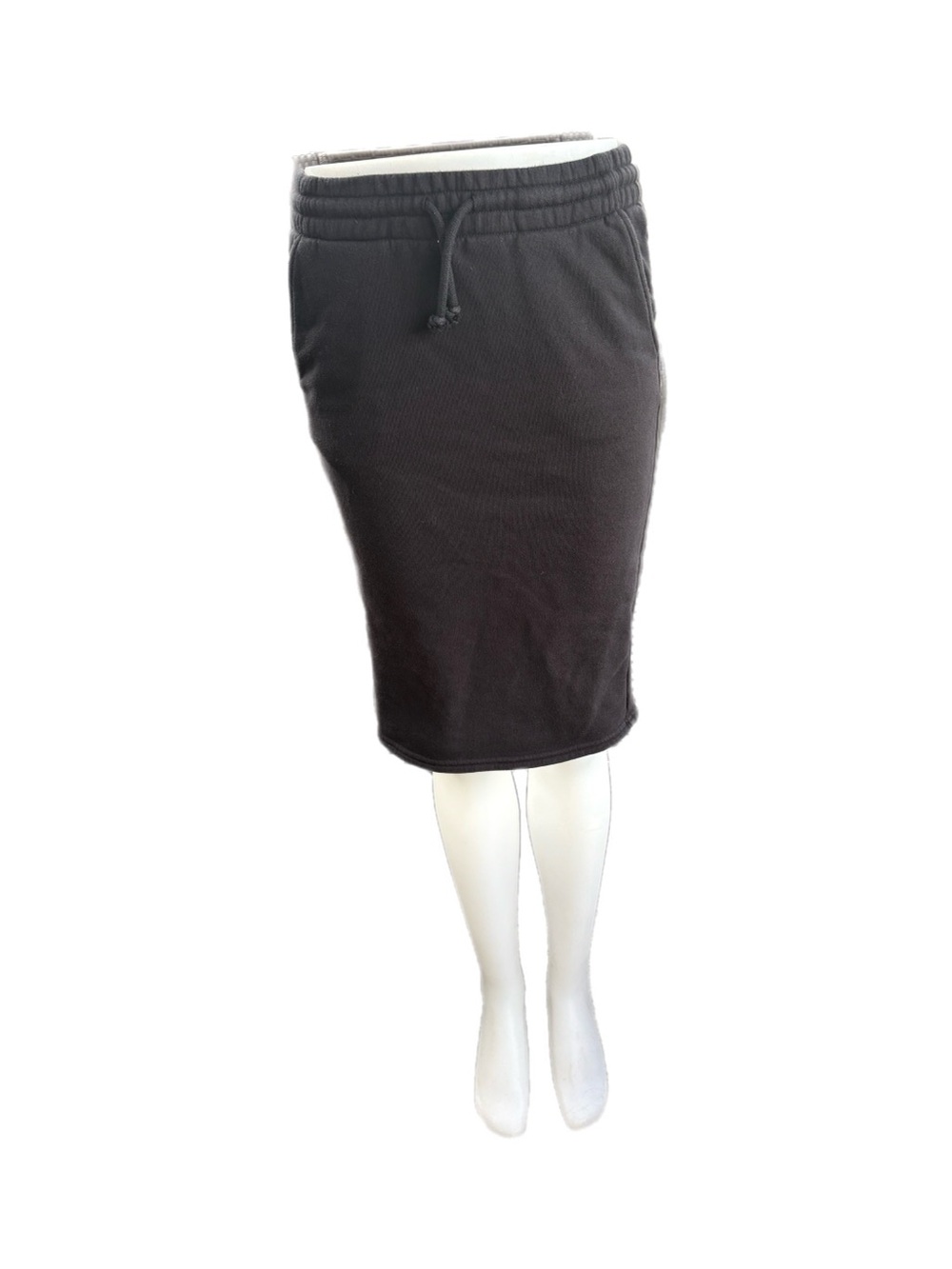 TNA Cozy Fleece Sweat Skirt by Aritzia